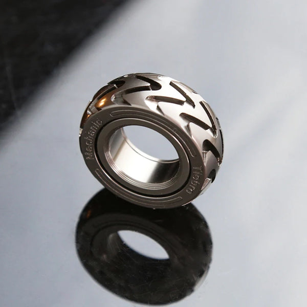 Ratchet Wheel Fidget Ring - Stainless Steel EDC Toy for Stress Relief